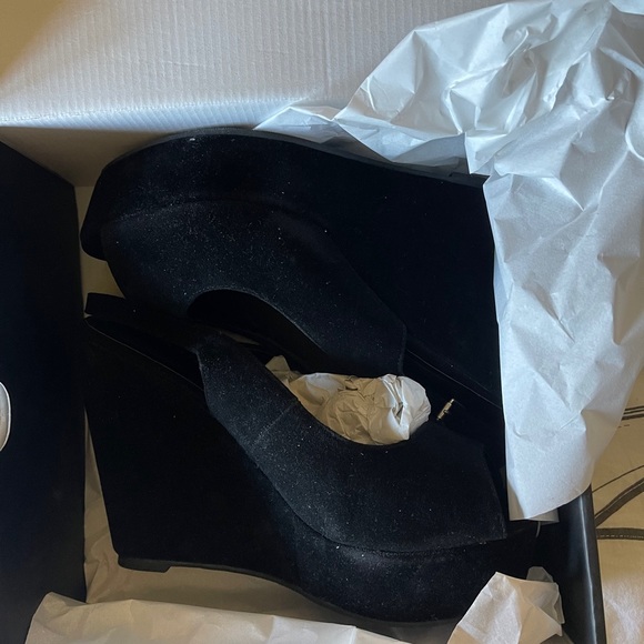 NWT Torrid Peep Toe Sling Back Platform Wedge 10W - Picture 3 of 4